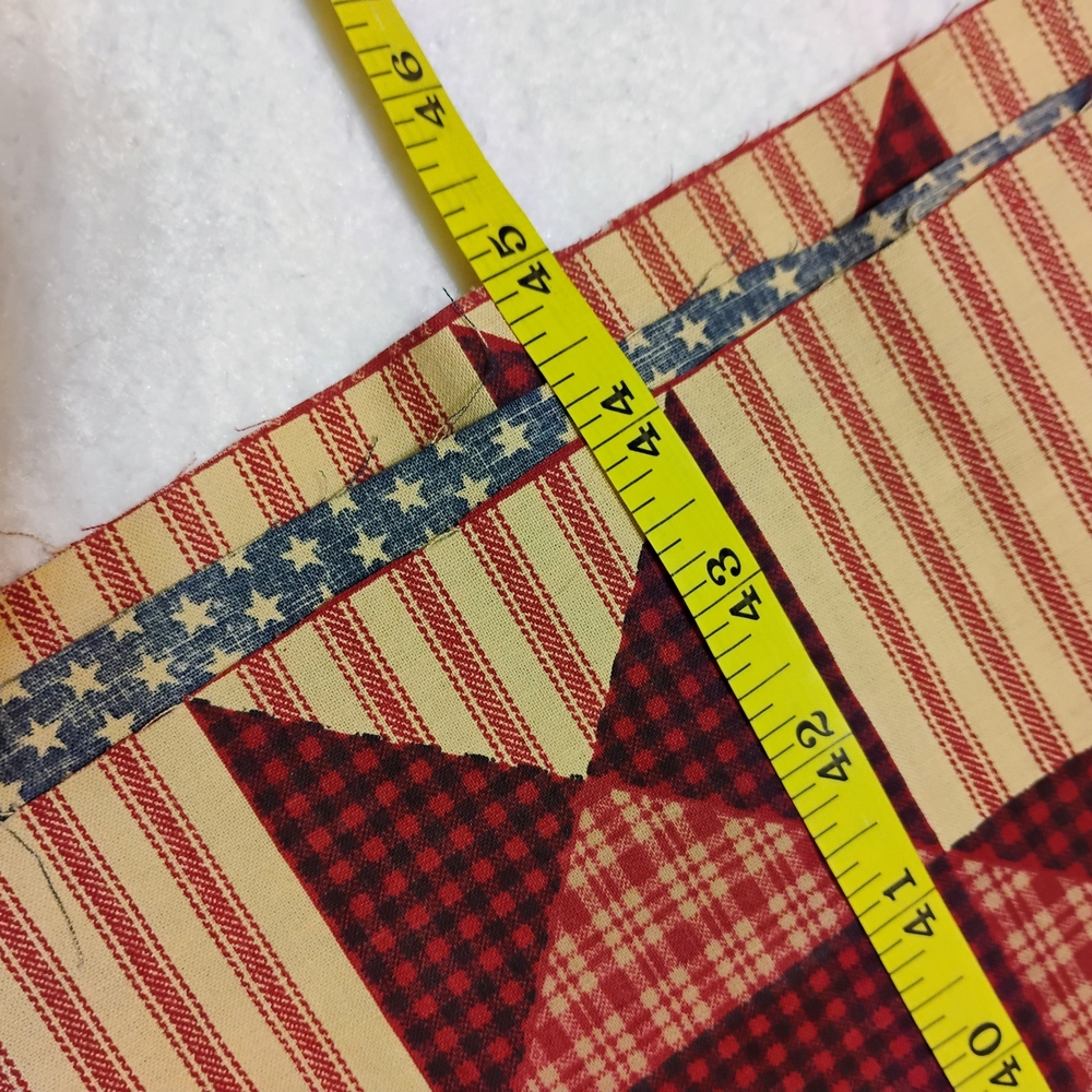 Patchwork Quilt FABRIC with Red and Blue Star Pattern 90" X 90" - Picture 7 of 9